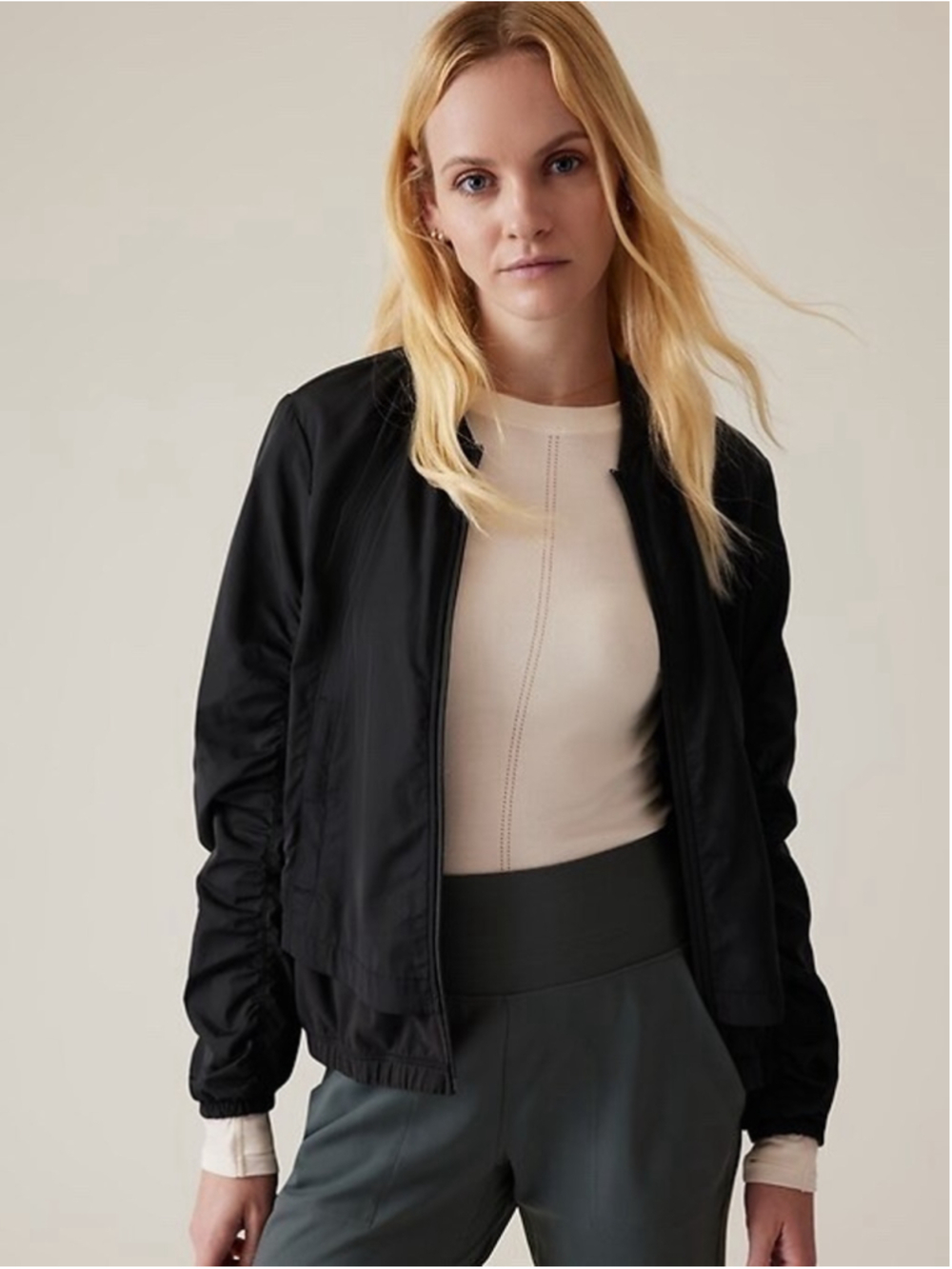 NWT ATHLETA Wayfarer Bomber Jacket Women's Size Small Black Full Zip